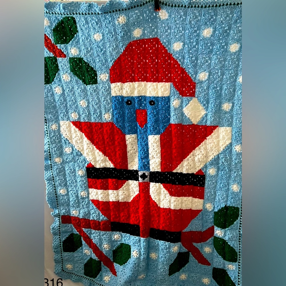 Vintage Santa On A Tree Limb Afghan
